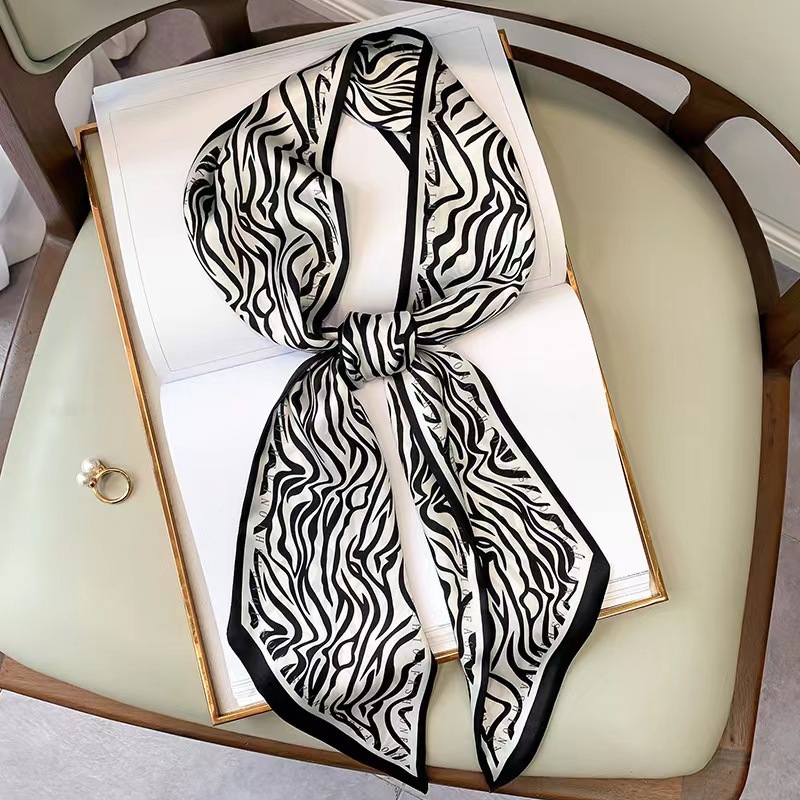 Silk Tie Striped - Lüks Zebra Baskı Ipek Kare Eşarp