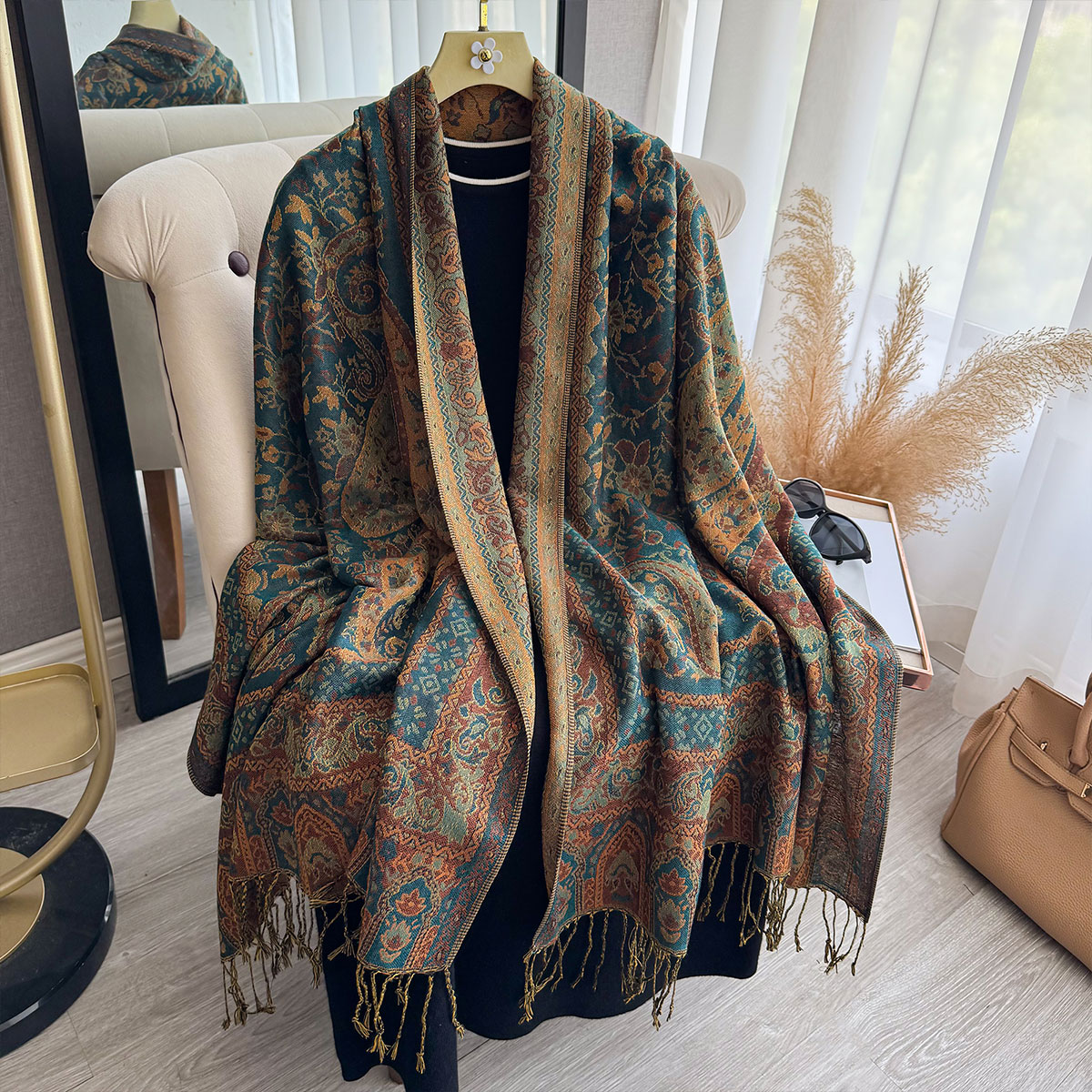 2025Püskül Battaniye Tasarımı  - Woven Scarf Blanket incelemesi ve fiyatı